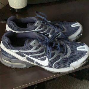 Men’s air max used but in good condition